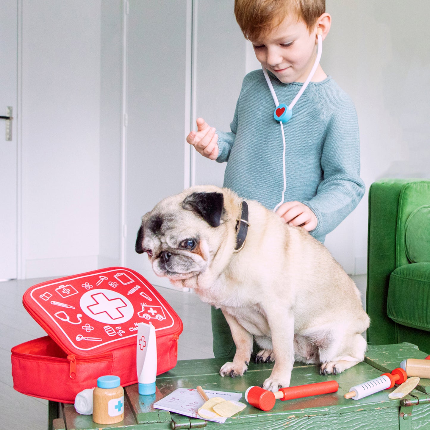 New Classic Toys Doctor Suitcase