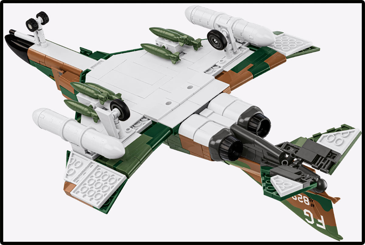 COBI Historical Collection F-4C Phantom II™ (Vietnam War) Building Set, 738 Pieces