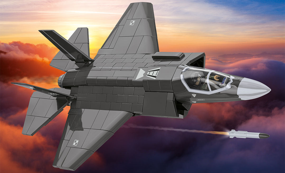 COBI Armed Forces F-35A Lightning II "HUSARZ", 605 Pieces