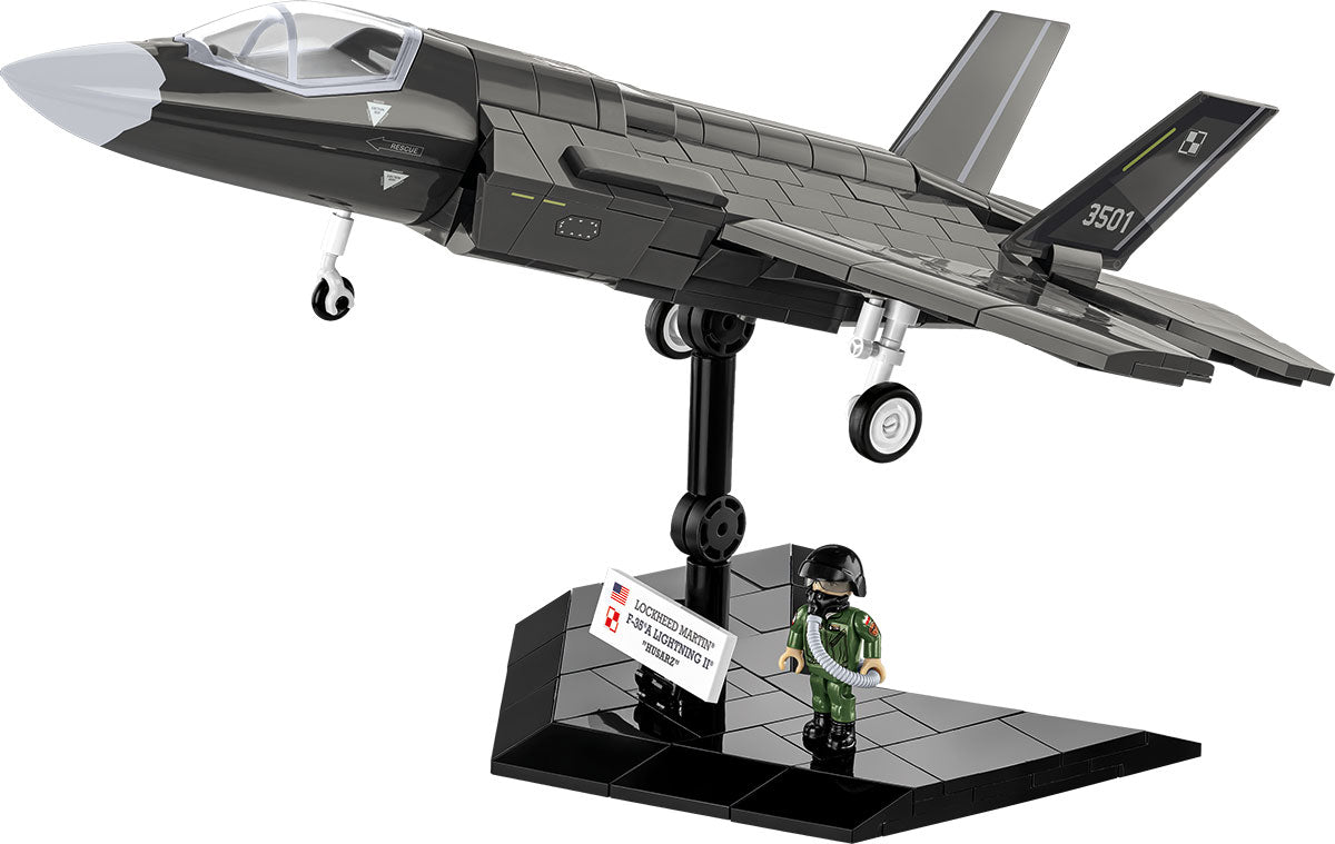 COBI Armed Forces F-35A Lightning II "HUSARZ", 605 Pieces
