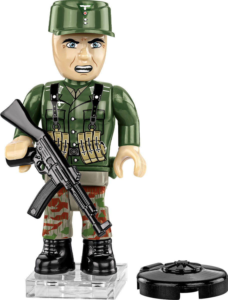 COBI Historical Collection WWII Battle of Berlin Building Set, 77-pieces