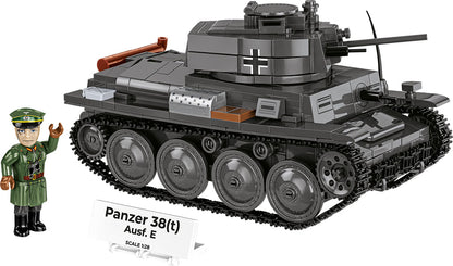 COBI Historical Collection WWII PANZER 38(t) / (CKD) LT vz. 38 2-in-1 Tank Building Set, 690 Pieces