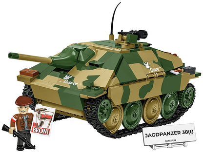 COBI Historical Collection WWII Jagdpanzer 38 Hetzer "Chwat" (Brave) Tank Building Set, 731 Pieces