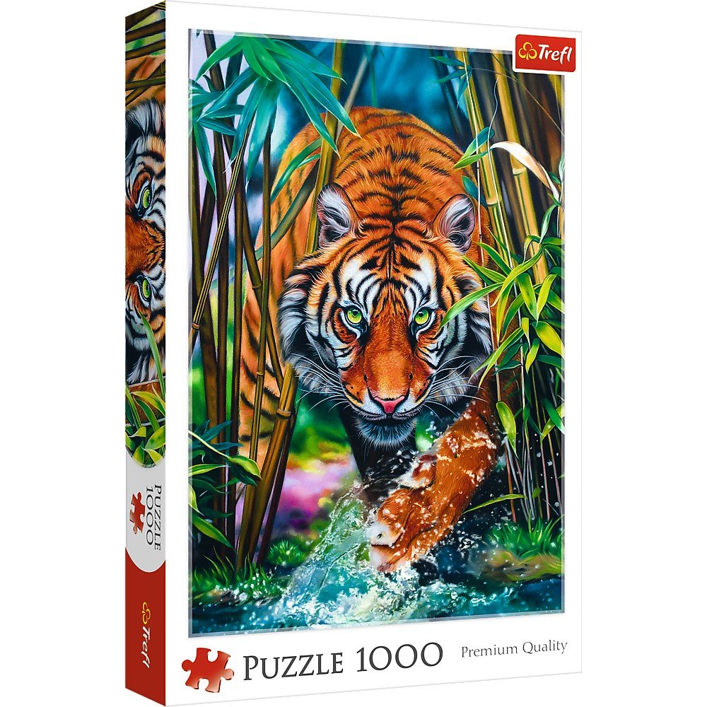 Trefl 1000 Piece Jigsaw Puzzle, Grasping Tiger